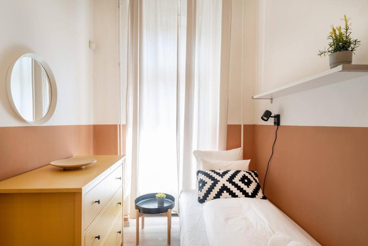 Central And Large Ac Home Away From Home บูดาเปสต์ ภายนอก รูปภาพ